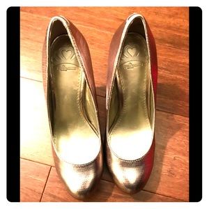 Platinum Fergalicious Glam Shoes by Fergie